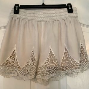 NWT Lace shorts Sz M